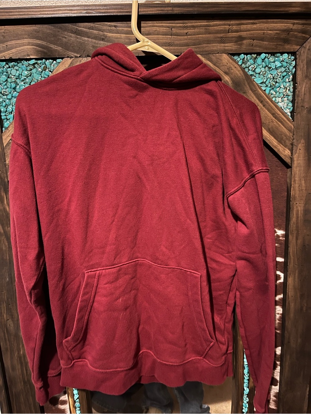 No Boundaries Men's Burgundy Pullover Hoodie